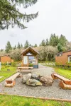 Rainforest Tiny Home Retreat Industrial #26