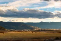 Beautiful Renovated Condo in the Heart of Granby and Grand County