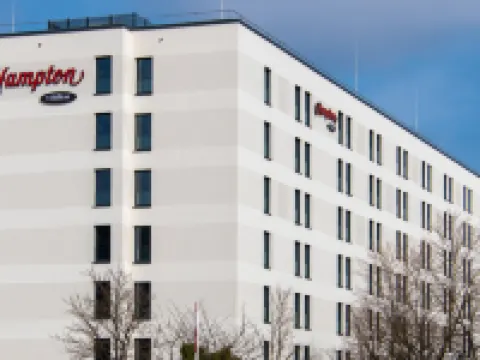 Hampton by Hilton Munich City North Hotel dekat FC Bayern München
