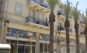 1926 Designed ApartHotel