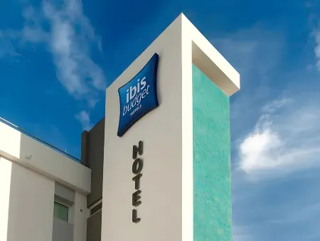 Ibis Budget Courbevoie Paris la Défense 1
