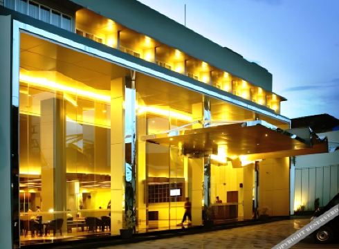 Quest Hotel Simpang Lima - Semarang by Aston