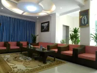 Real Link Hotel Hotel di Thingangyun