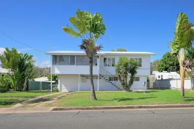 Fully renovated home, close to parks, river & beach Hotels near Heron Island Ferry Terminal