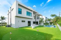 SOL HAUS! LUXE NEW 6 BDRM BEACH HOUSE W/ STUNNING VIEWS/POOL/SPA/PUTTING GRN/GYM