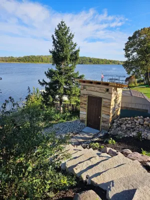 Lake House Relax'n in or on the Water This is Your Place for Memories to be Made Hotels near Tiki Beach Resort
