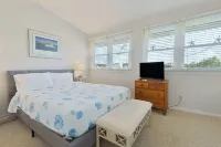 Atlantic Beach Escape: 3Br Condo with Private Beach Access — Walk to the Beach!