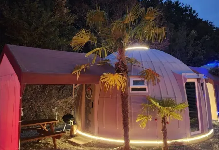 Boseong Glamping The Maru Отели в г. Посон