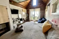 H2OMG - WIE Houses - Pod Messi