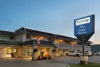Travelodge by Wyndham Edson 2409079 Alberta Ltd. Các khách sạn ở Edson