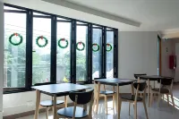 Double D Hotel Hotels in Pak Kret