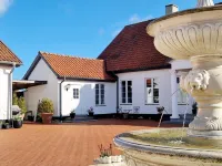 Fontänens Bed & Breakfast Hotels in Vellinge