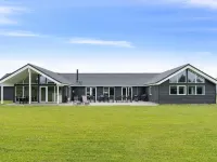 Luxury Pool Villa in Grena - By Traum Ferienwohnungen Hotel in zona Voldby