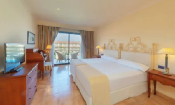 ラ キンタ メノルカ バイ ポートブルー ブティック