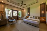 Tarangi Resort and Spa - Pool