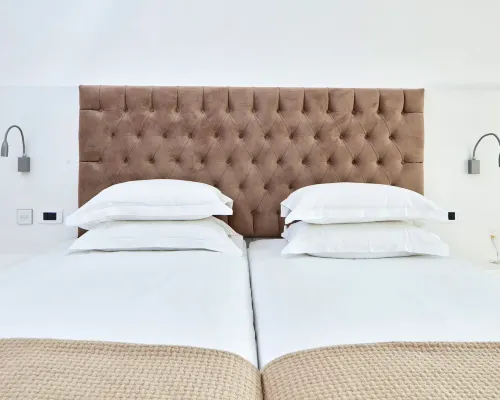 Grecian Park Rooms Photos