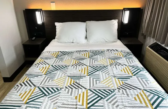 拉斐特羅德威旅館