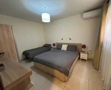 Spinola Bay Apt - Beatiful 3-Double Bed Apt Near Beach in Prime Location Отели рядом с достопримечательностью «St George's Bay»