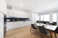 Yugo Explore - Kavanagh Court Hotels in 