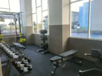 Homey and Comfy 2Br Apartment at Suncity Residence Hôtels à : Buduran