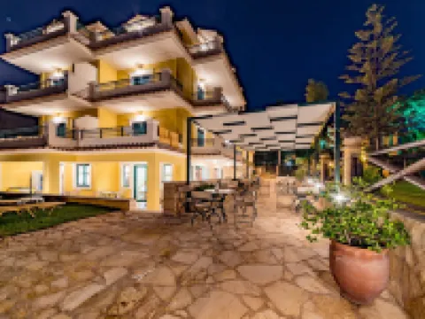 Andreolas Luxury Suites Hotels in Planos