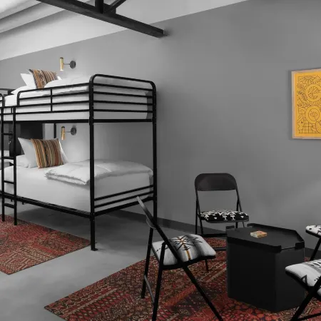 Bposhtels SLC Отели рядом с достопримечательностью «Дом молитвы "Табернакль"»