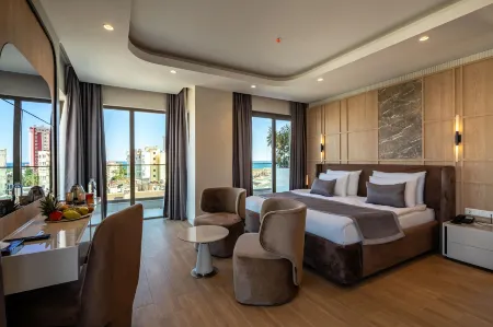 Awen Lara Hotel