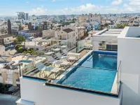 Sanders Crystal 2 Hotels in Agios Athanasios