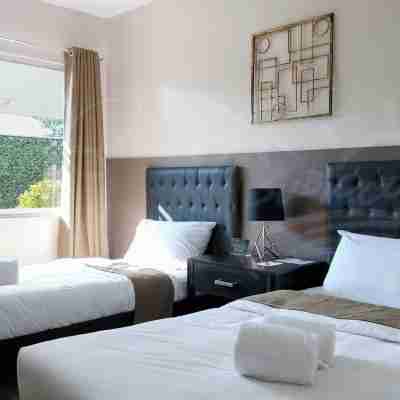 Bumble V Hotel Subic Rooms