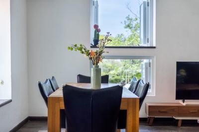 Other ??Sunshine?? Magnificently Bright 2BR Top City Centre Townhouse Photo