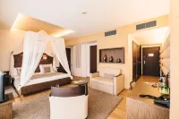 St. Martins Therme & Lodge Отели в г. 