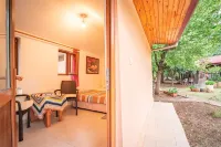 7 Garden Bungalow / Camping