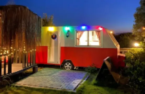 莫娜豪華露營大篷車套房