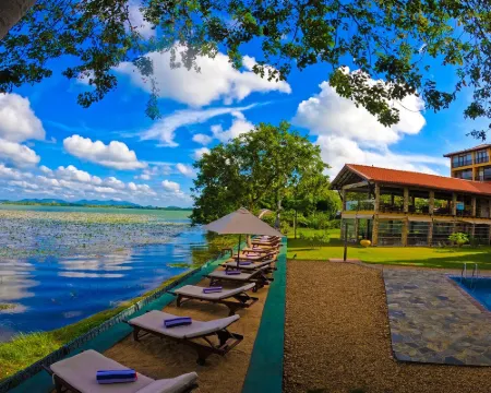 Thaulle Ayurveda Resort - Yala Hotels in Yala