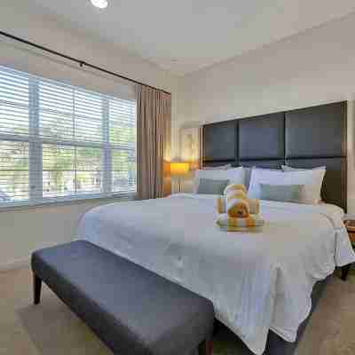 Regal Oaks Resort Vacation Townhomes by Idiliq - Free Private Hot Tub! Rooms