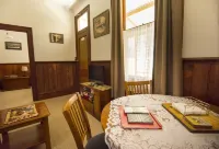 Creek Cottage Hotels in Walhalla