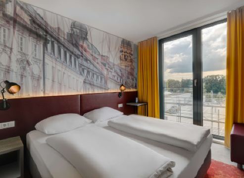 Campanile Muenchen Seding