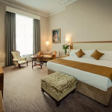 Albany House Hotels near Saint Stephen's Green
