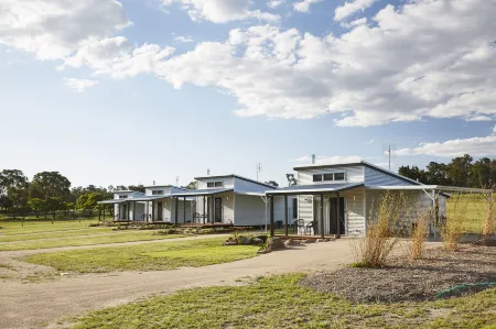 Ridgemill Escape Отели в г. Станторп