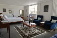 The Loft Bed and Breakfast Hotels in Kinloch