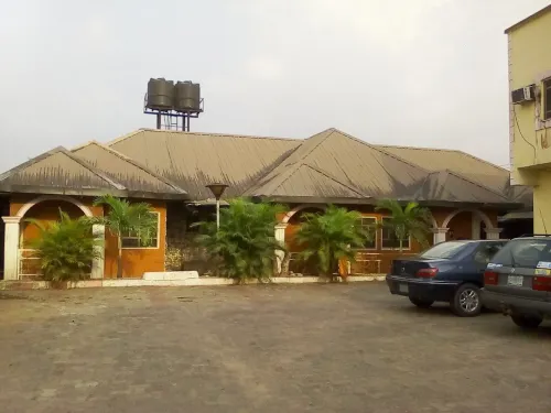 Jerry Cedarwood Guest House Hotels in Okaka