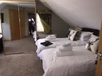 Ashbrook House B&B Hotels in 
