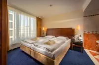 Hotel Glöcklhofer Hotels in Burghausen