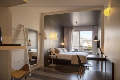 Sixties Ramblas Hotels near Güell Palace