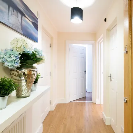 1-Bedroom Apartment with Balcony, Hoddesdon