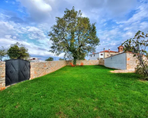 Holiday Home in Golàs with Private Pool Hotels in Golas