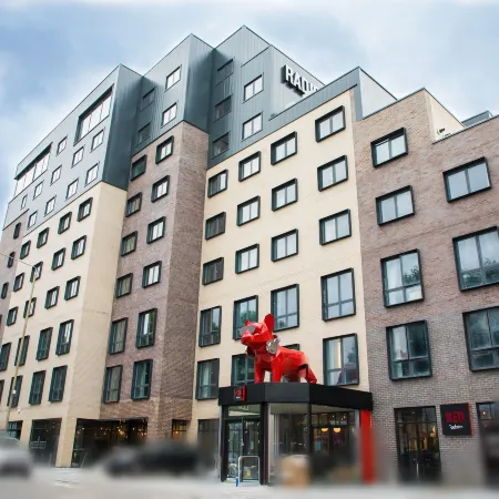 Radisson Red London Greenwich the O2 Отели рядом с достопримечательностью «Железнодорожный вокзал Блэкхит»