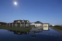 Bahia Vik Hotels in 