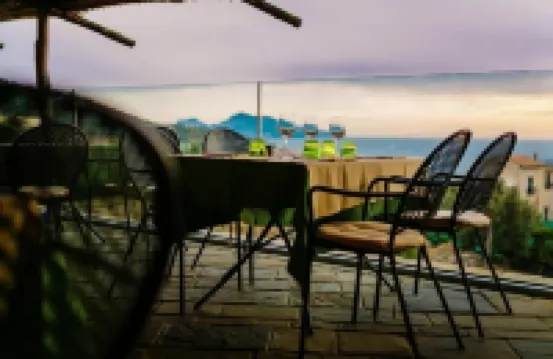 雷萊斯Il彭尼諾酒店