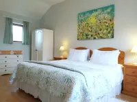 Lobhill Farmhouse Bed and Breakfast and Self Catering Accommodation Hotels near Higher Tor